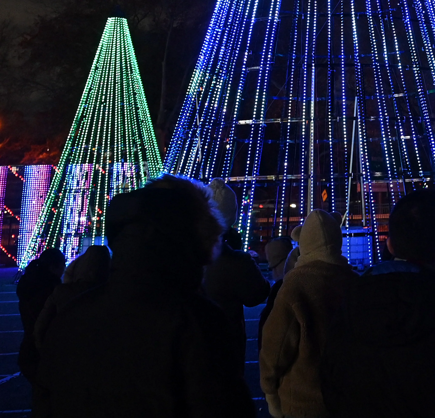 Световое дерево RGB малого размера
